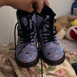 Toddler dr martens